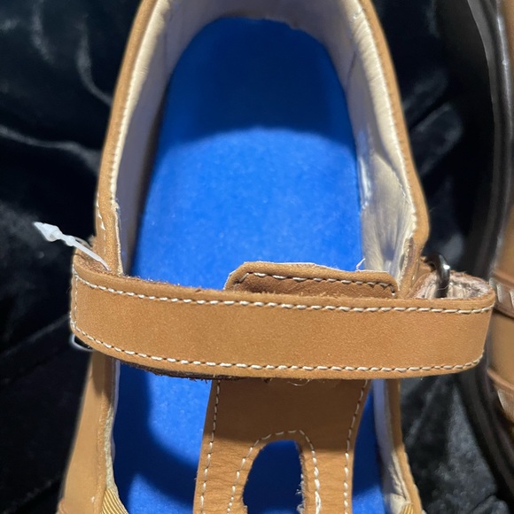 NWOT Sure Fit Womans Size 9M Acapulco Soft Leather Hook Loop Comfort Mary Janes - Picture 3 of 9